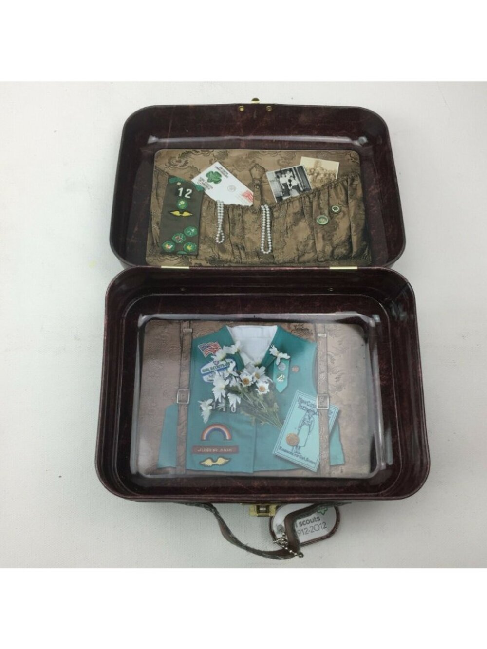 Girl Scout 1912-2012 Travel Suitcase 100th Anniversary Centennial Tin Lunch Box - Picture 10 of 12